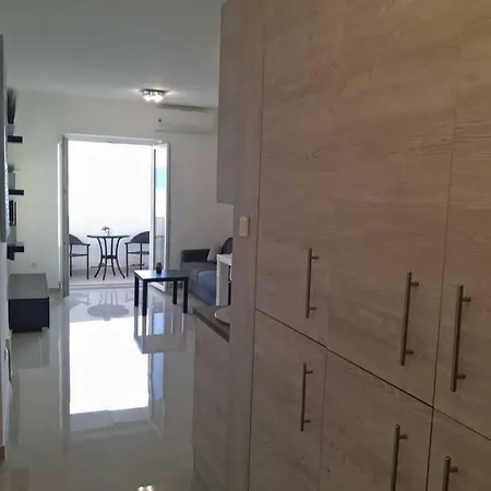 Studio Apartment Novi Vinodolski Exterior photo