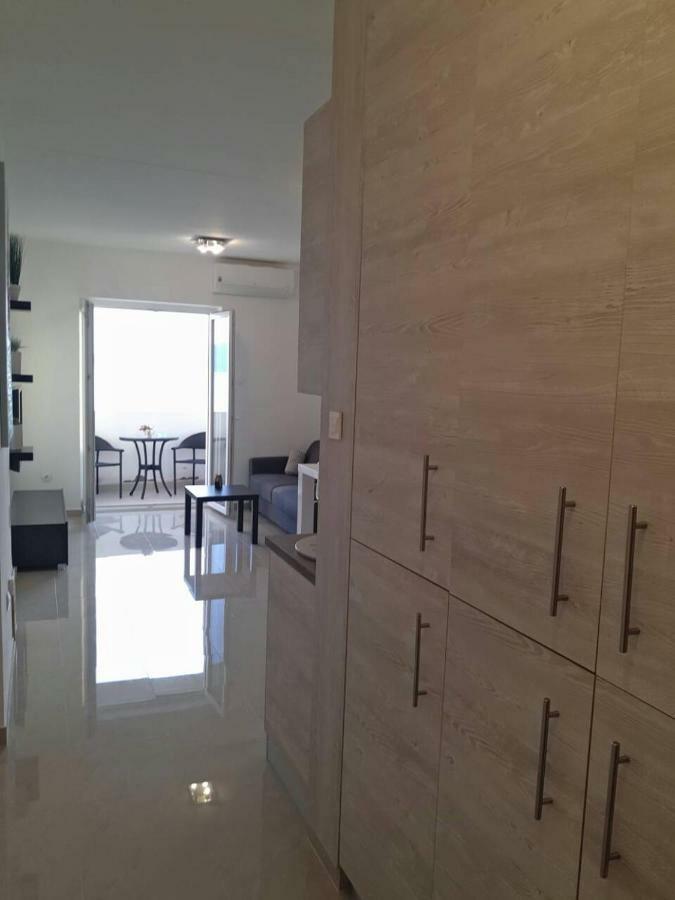 Studio Apartment Novi Vinodolski * Novi Vinodolski